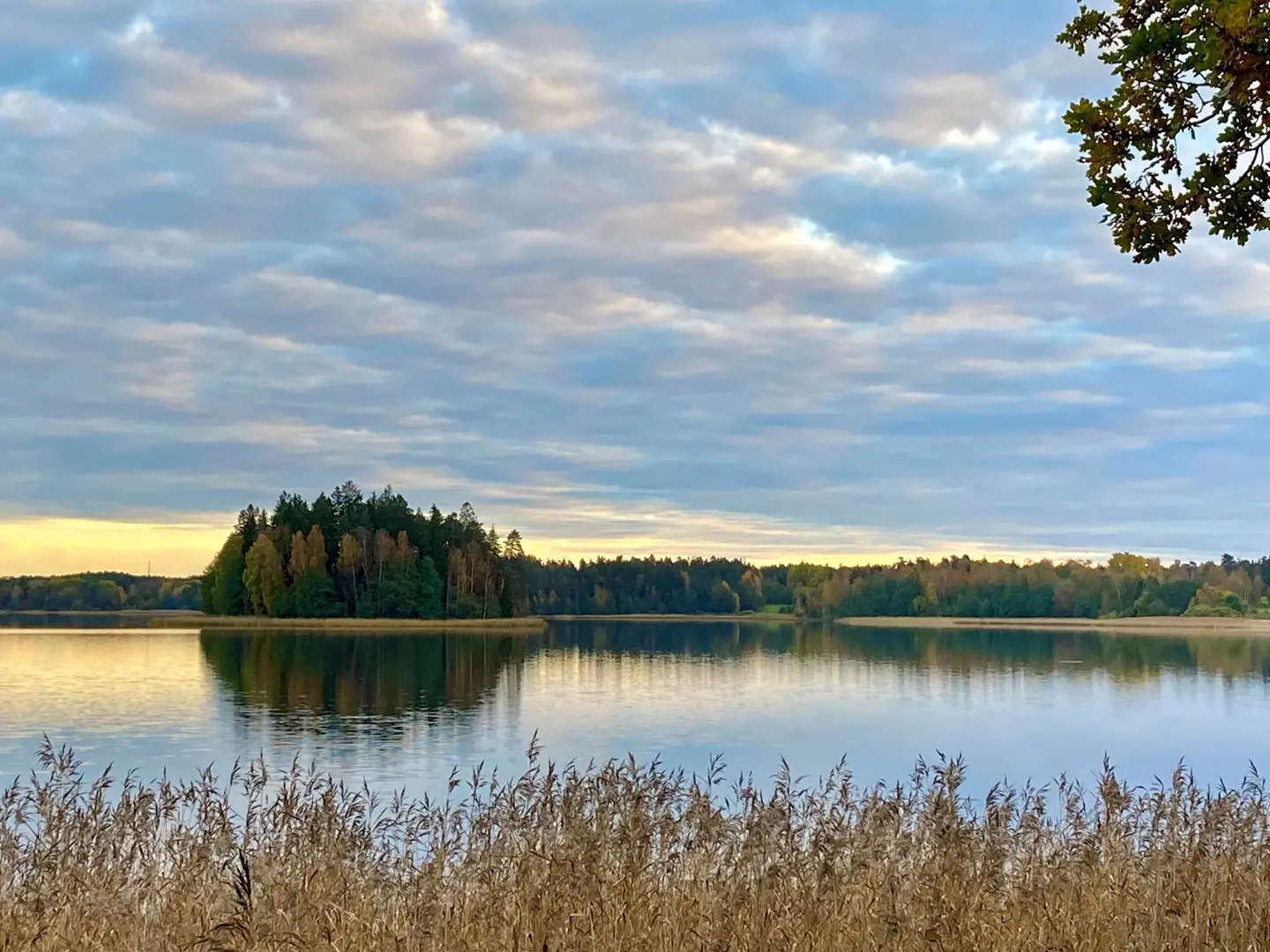 Sjön Muskan i Nynäshamns kommun i Södermanland