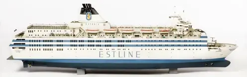 Modell av M/V Estonia